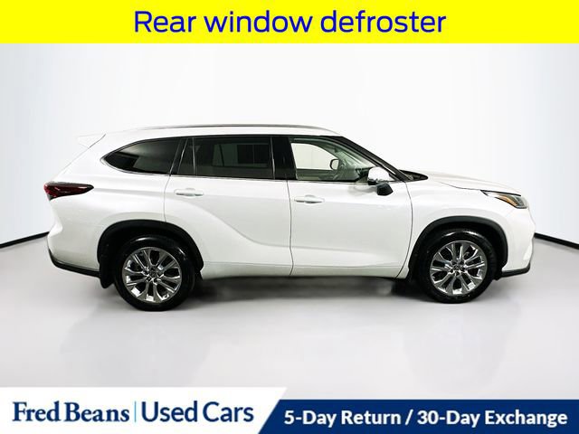 Used 2023 Toyota Highlander Limited image 6