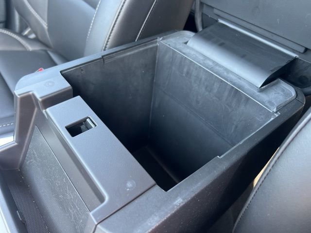 Certified 2024 Ford Explorer XLT w/ Equipment Group 202A image 17