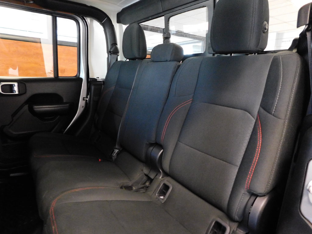 Used 2020 Jeep Gladiator Rubicon w/ Uconnect 4C Nav & Sound Group AWD/4WD image 39