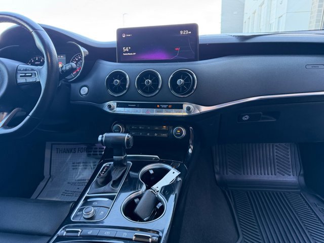 Used 2022 Kia Stinger GT-Line image 21