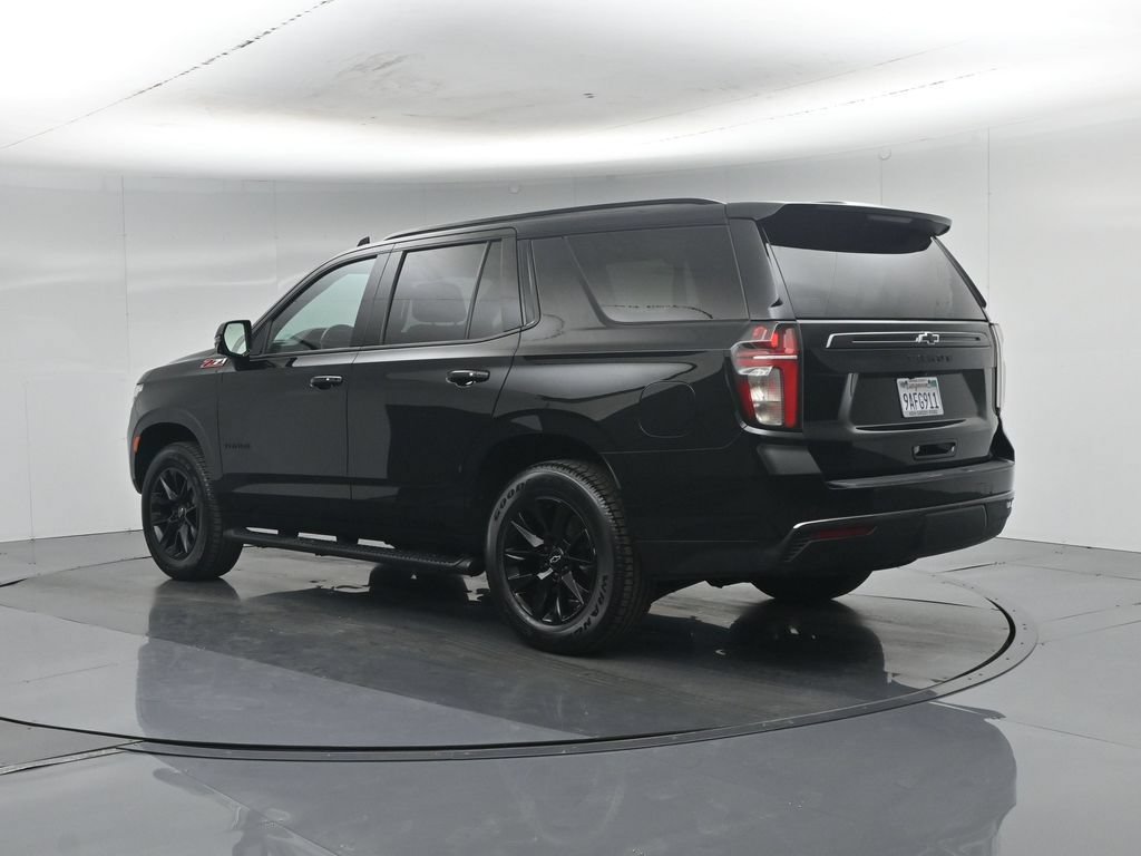 Used 2022 Chevrolet Tahoe Z71 w/ Luxury Package AWD/4WD image 7
