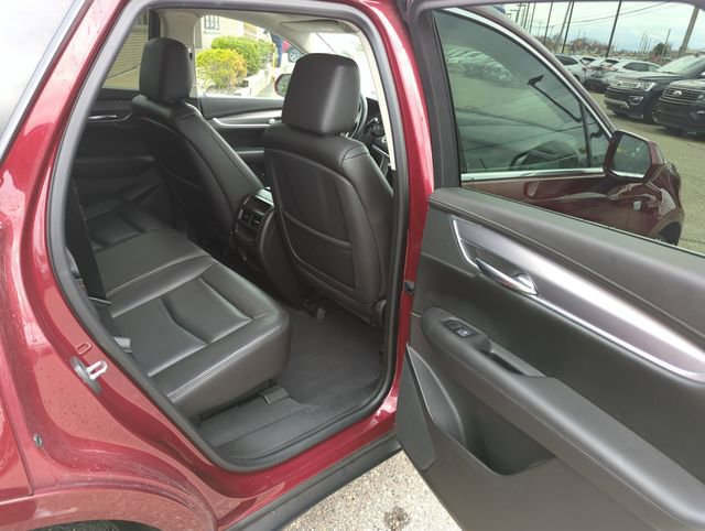 Used 2017 Cadillac XT5 Premium Luxury w/ LPO, Wheel Lock Package image 19