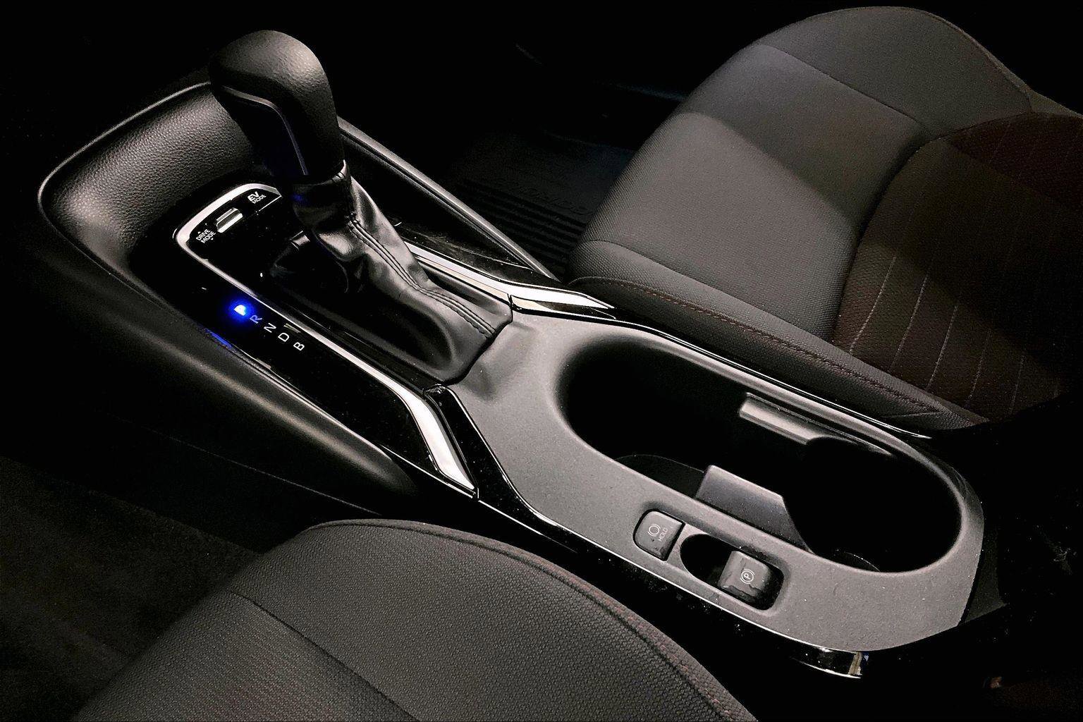 Used 2024 Toyota Corolla SE image 16