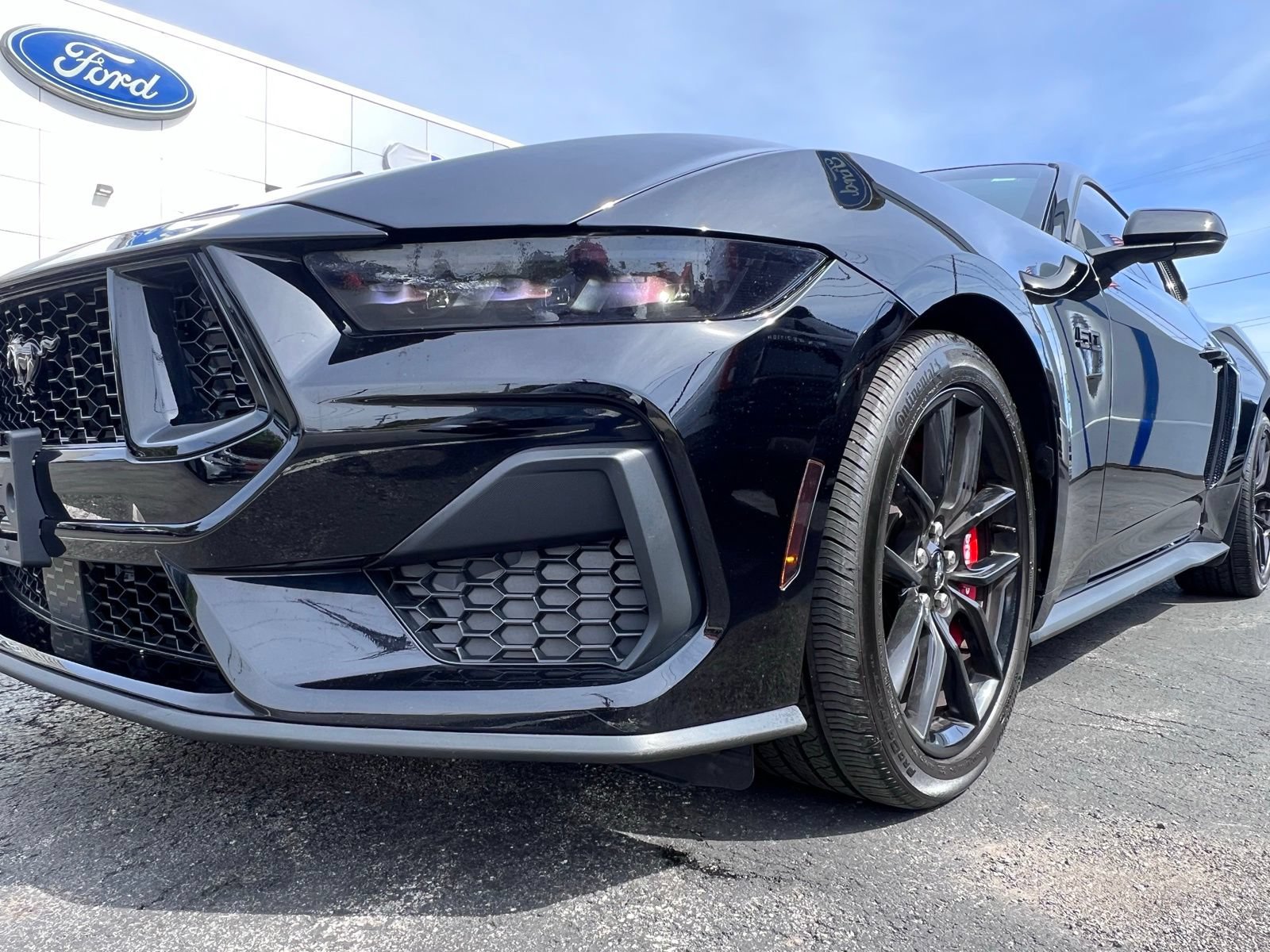 Certified 2025 Ford Mustang GT Premium RWD image 4