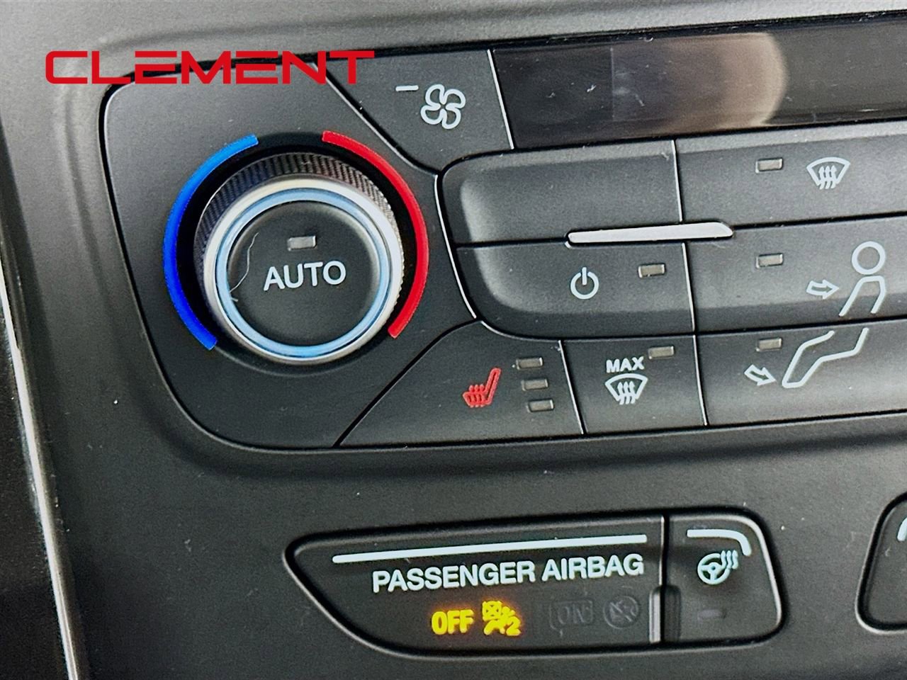 Certified 2018 Ford Escape Titanium w/ Ford Safe & Smart Package image 23