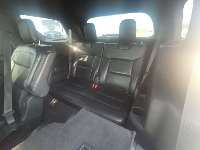 Certified 2020 Ford Explorer XLT w/ Equipment Group 202A image 20