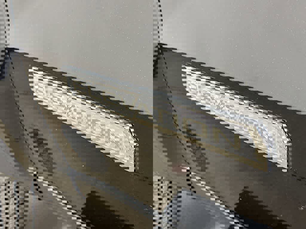 Used 2023 GMC Canyon Elevation w/ Elevation Premium Package image 7