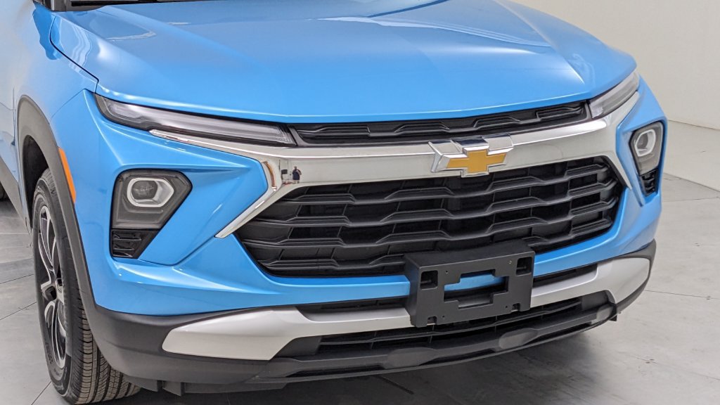 Used 2025 Chevrolet TrailBlazer LT w/ Convenience Package AWD/4WD image 38