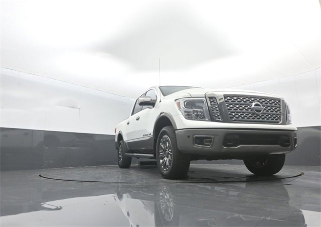 Used 2019 Nissan Titan Platinum Reserve w/ Platinum Utility Package image 30