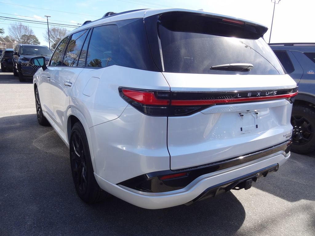 Used 2024 Lexus TX 500h AWD w/ Technology Package image 4