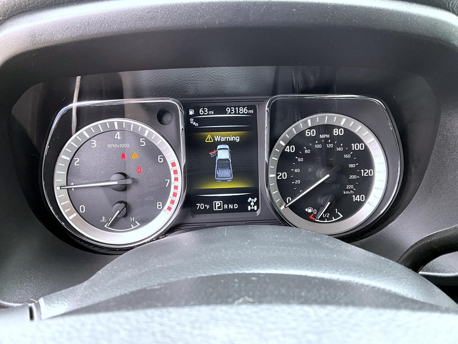 Used 2017 Nissan Titan SV AWD/4WD image 15