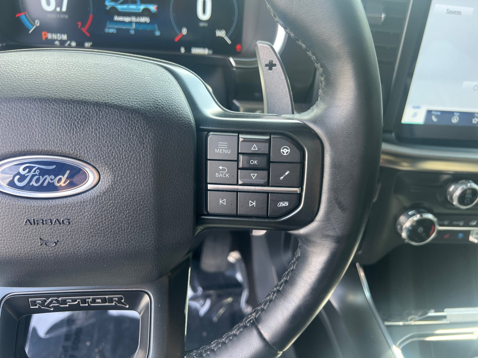 Certified 2022 Ford F150 Raptor w/ Raptor 37 Performance Package AWD/4WD image 12