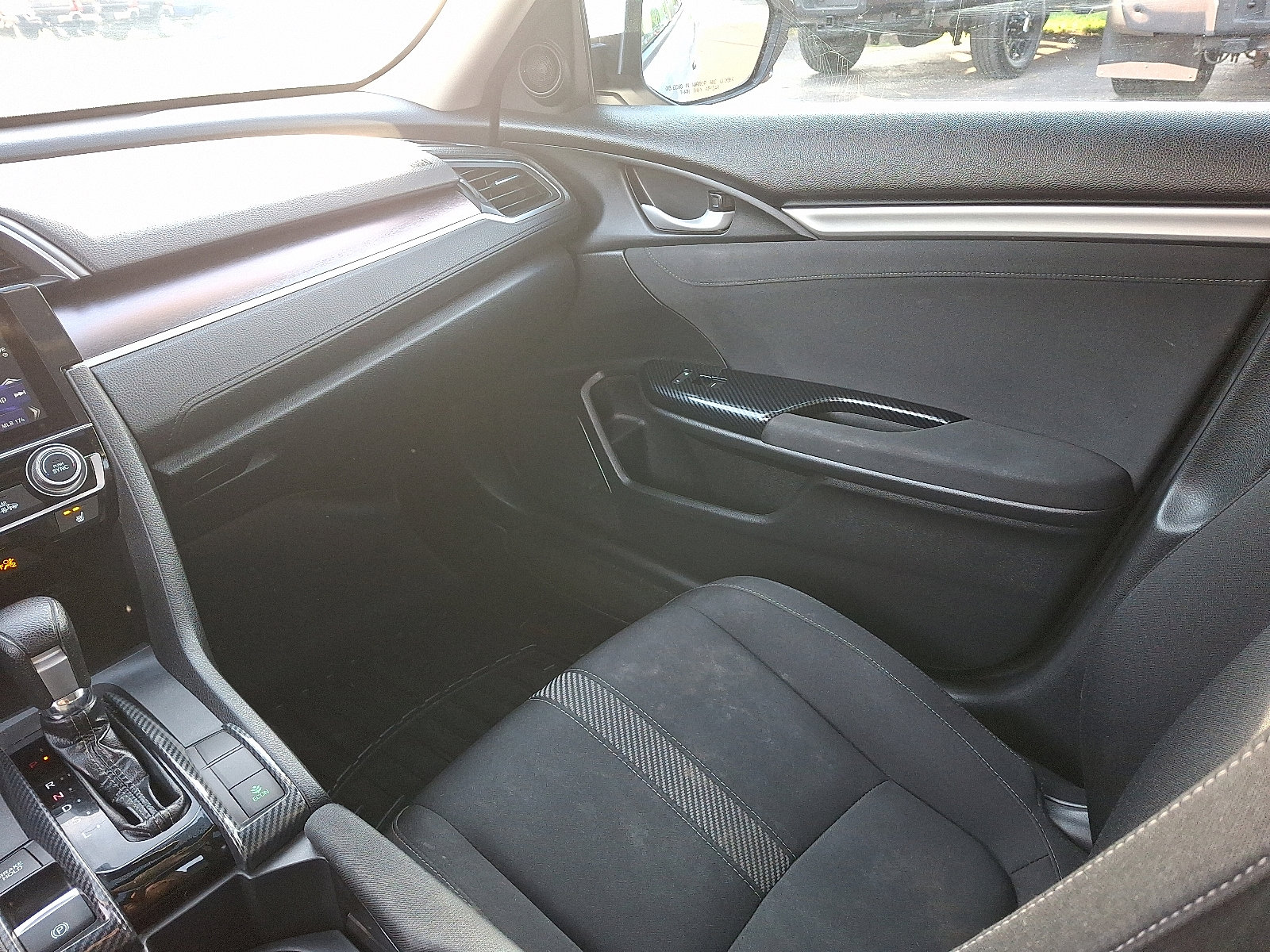 Used 2017 Honda Civic EX-T image 16