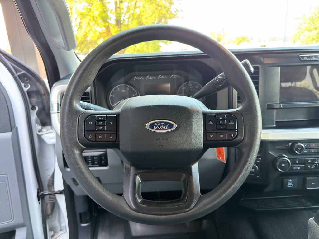Certified 2025 Ford F450 XLT w/ 360-Degree Camera Package AWD/4WD image 25