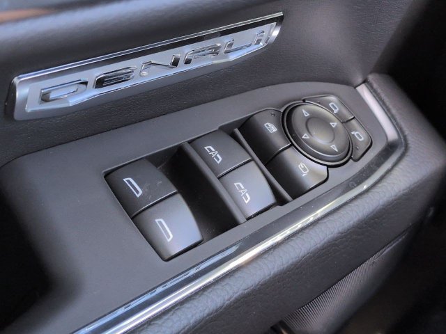 Used 2026 GMC Sierra 1500 Denali RWD image 25
