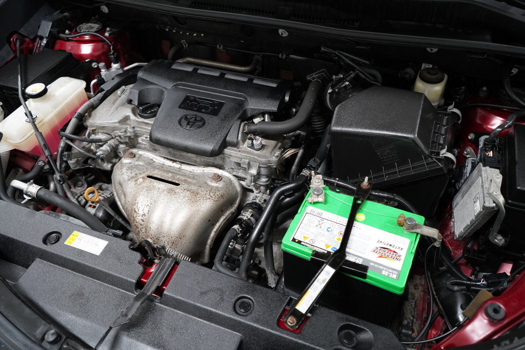 Used 2018 Toyota RAV4 XLE AWD/4WD image 35