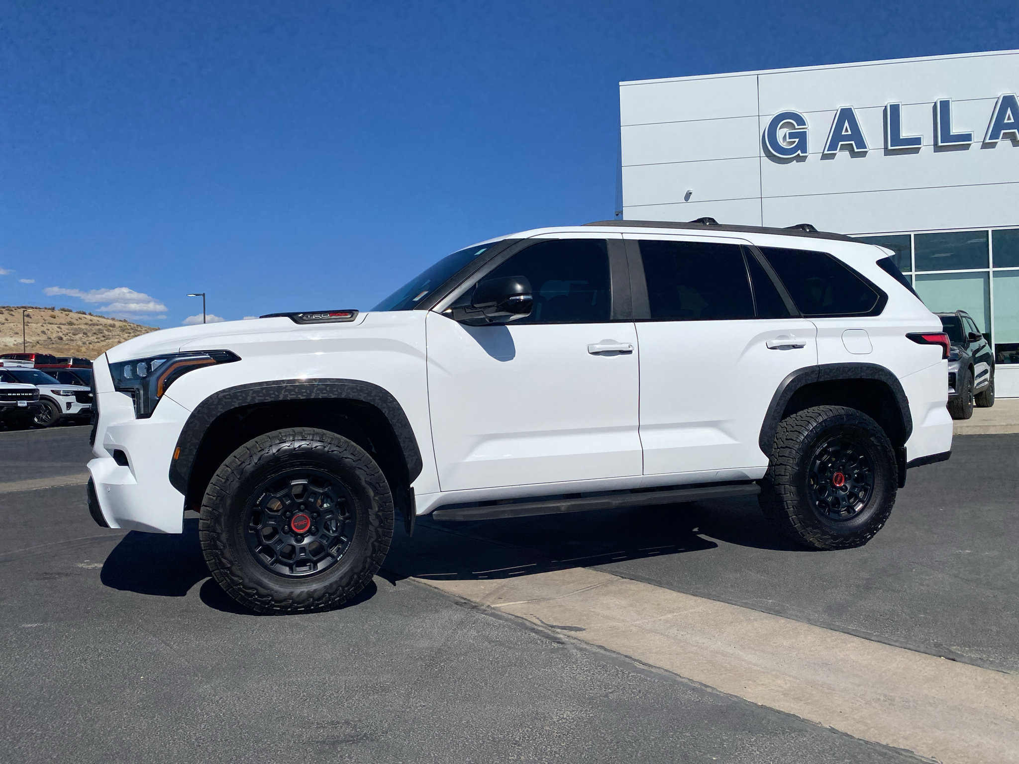 Used 2024 Toyota Sequoia TRD Pro AWD/4WD image 32