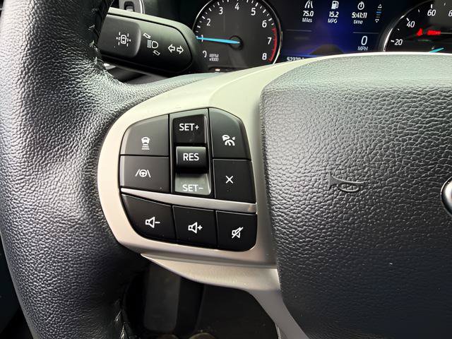 Certified 2022 Ford Explorer XLT w/ Equipment Group 202A AWD/4WD image 19