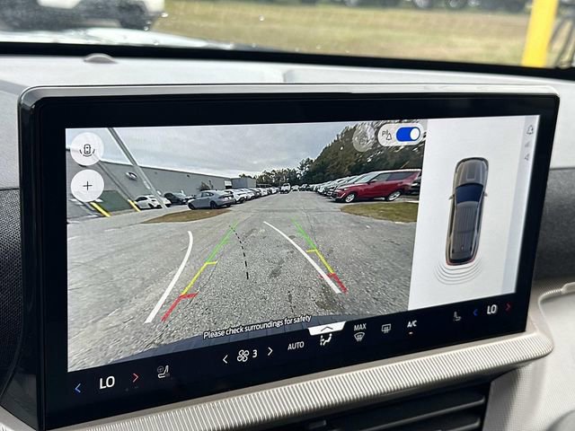 Certified 2025 Ford Explorer Active w/ Active Comfort Package image 32