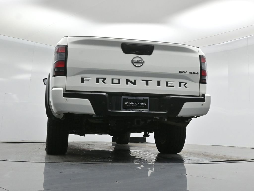 Used 2022 Nissan Frontier SV w/ Technology Package image 16