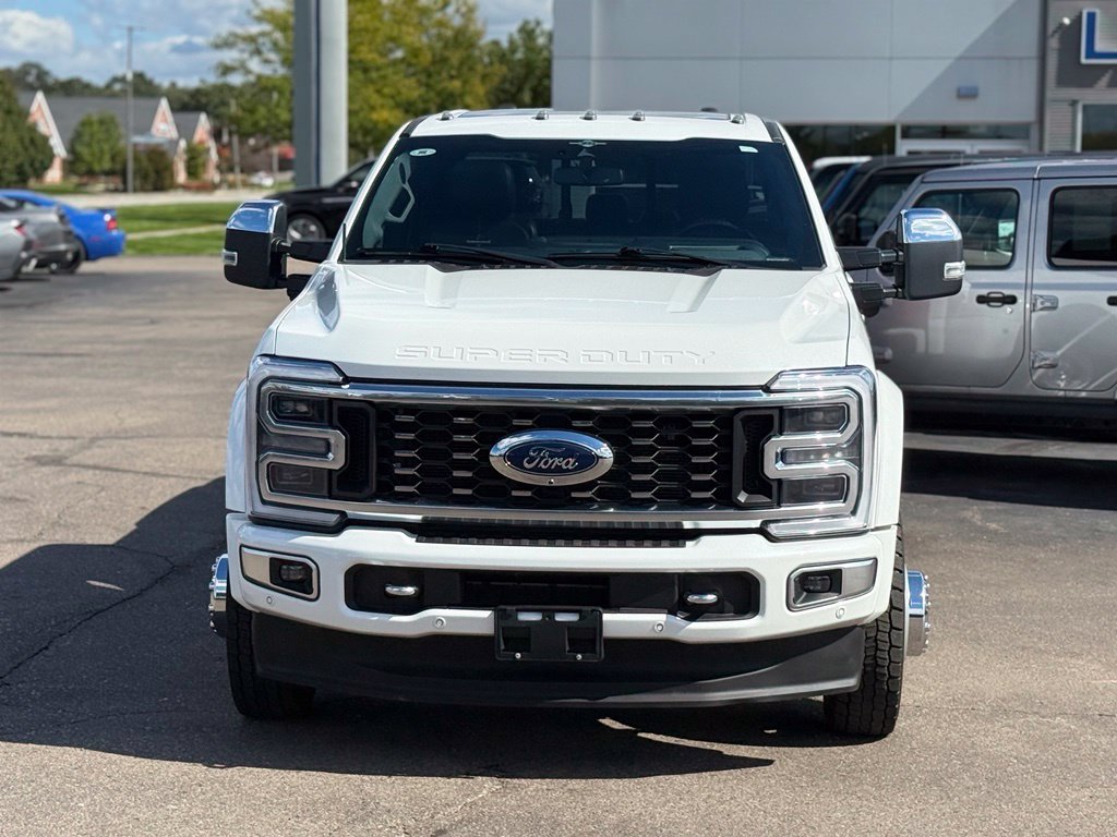 Certified 2023 Ford F450 Platinum w/ FX4 Off-Road Package AWD/4WD image 36
