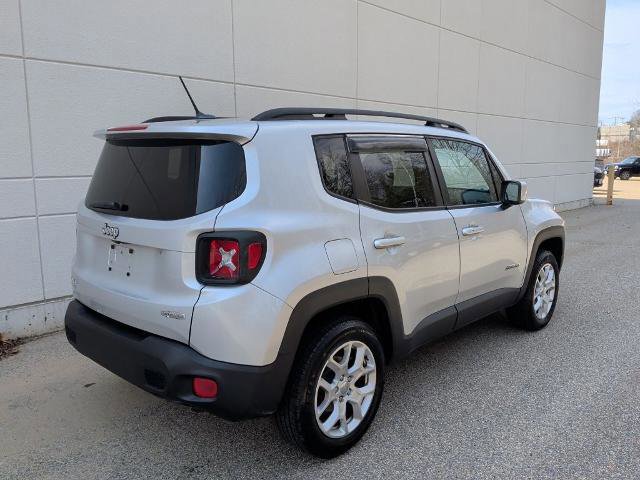Used 2017 Jeep Renegade Latitude image 4
