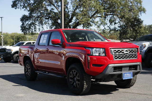 Used 2022 Nissan Frontier SV RWD image 7