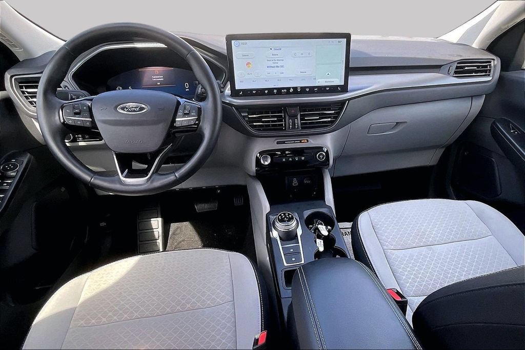Certified 2025 Ford Escape Active w/ Active Premium Tech Pack FWD image 15