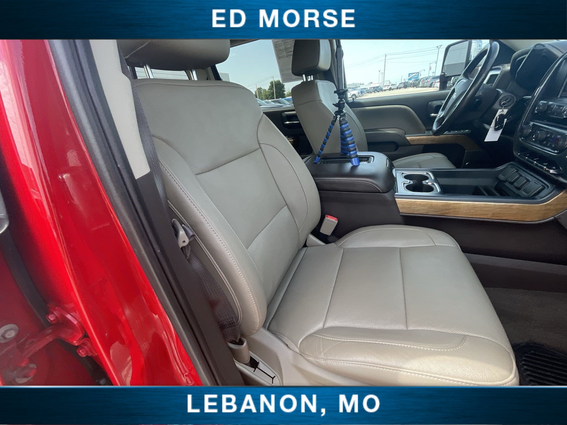 Used 2018 Chevrolet Silverado 1500 LTZ w/ LTZ Plus Package AWD/4WD image 25