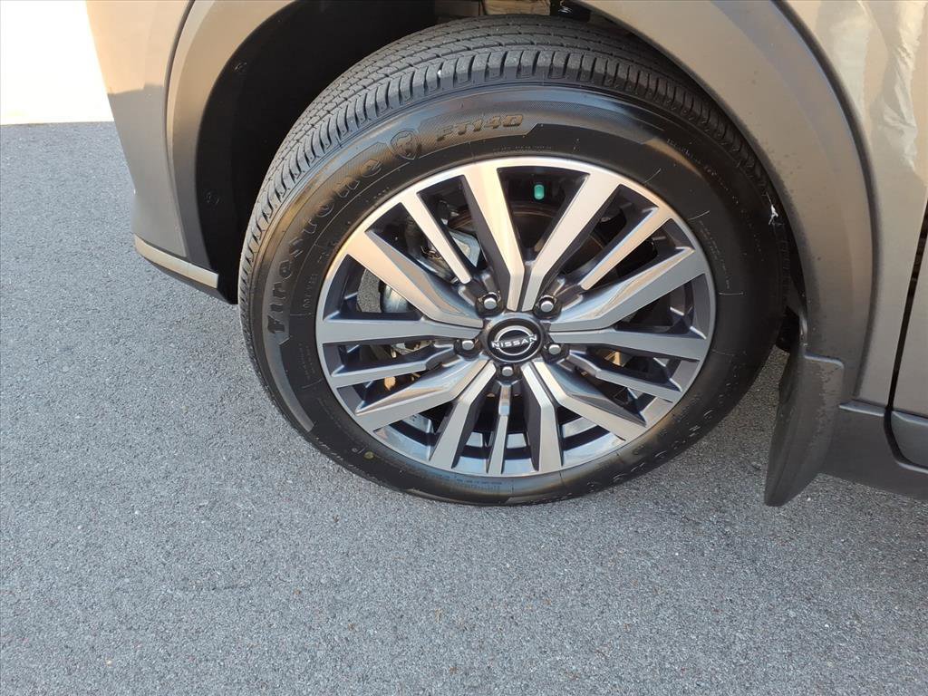 Used 2024 Nissan Kicks SV image 9