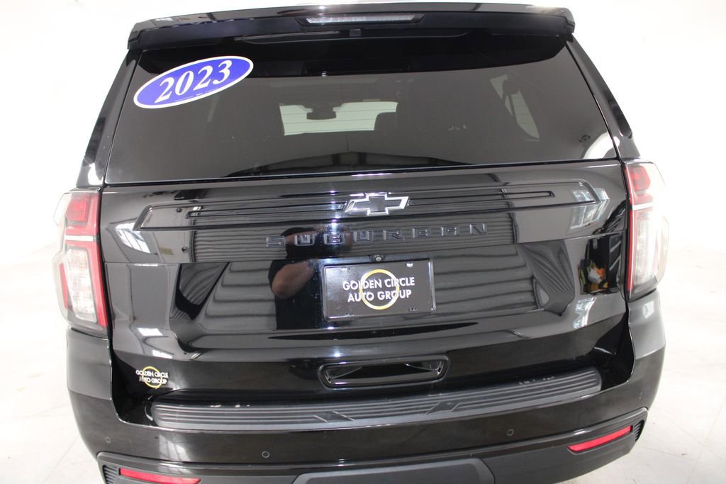 Used 2023 Chevrolet Suburban Z71 w/ Luxury Package AWD/4WD video 3