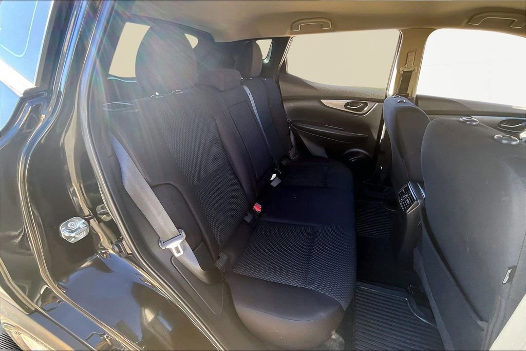 Used 2022 Nissan Rogue Sport S FWD image 26