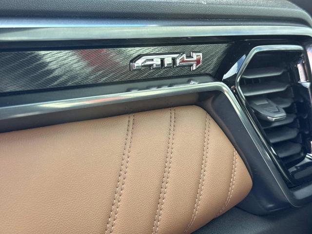 Used 2025 GMC Canyon AT4 w/ AT4 Premium Package image 31