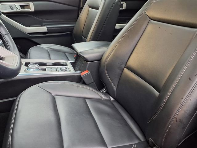 Certified 2023 Ford Explorer XLT w/ Equipment Group 202A image 7