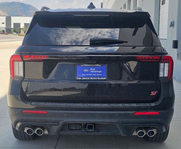 Certified 2025 Ford Explorer ST AWD/4WD image 4