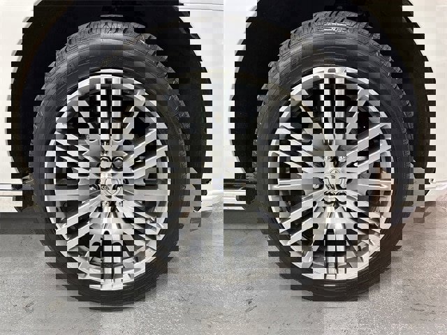 Certified 2022 Ford Expedition Max Platinum image 2