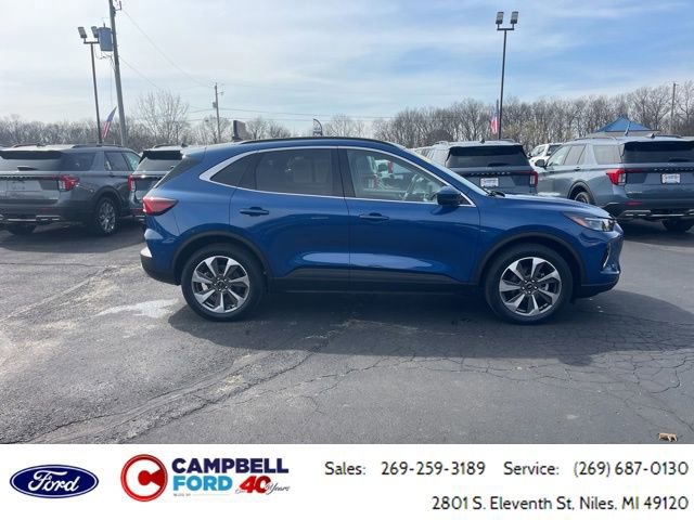 Certified 2023 Ford Escape Platinum AWD/4WD image 7
