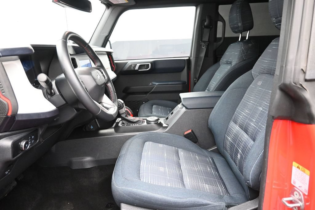 Certified 2023 Ford Bronco Heritage Edition AWD/4WD image 20