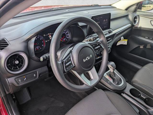 Used 2024 Kia Forte LXS w/ LXS Technology Package FWD image 15