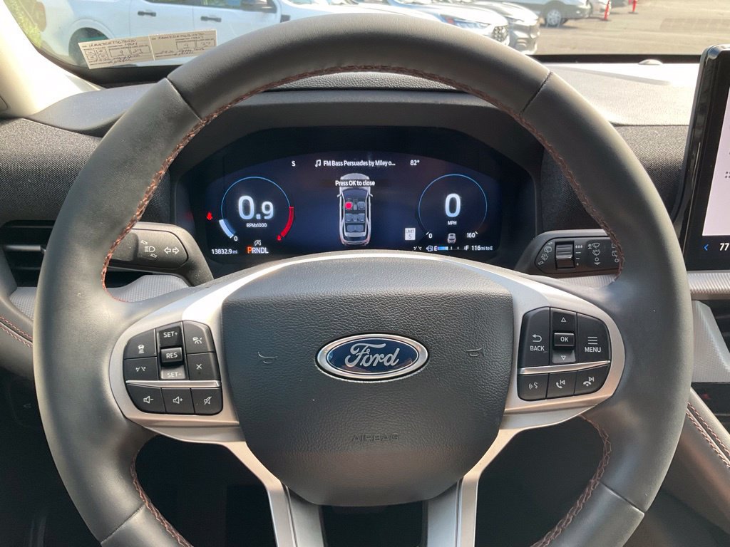 Certified 2025 Ford Explorer Active AWD/4WD image 7