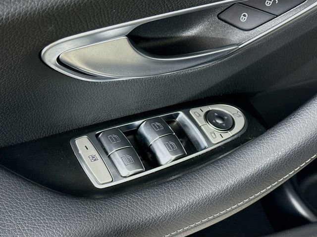 Used 2021 Mercedes-Benz E 350 4MATIC Sedan image 18