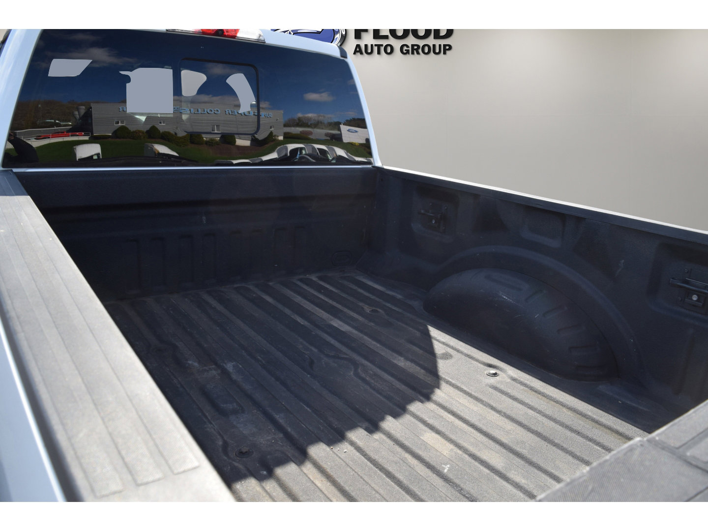 Certified 2022 Ford F350 Platinum w/ FX4 Off-Road Package AWD/4WD image 5