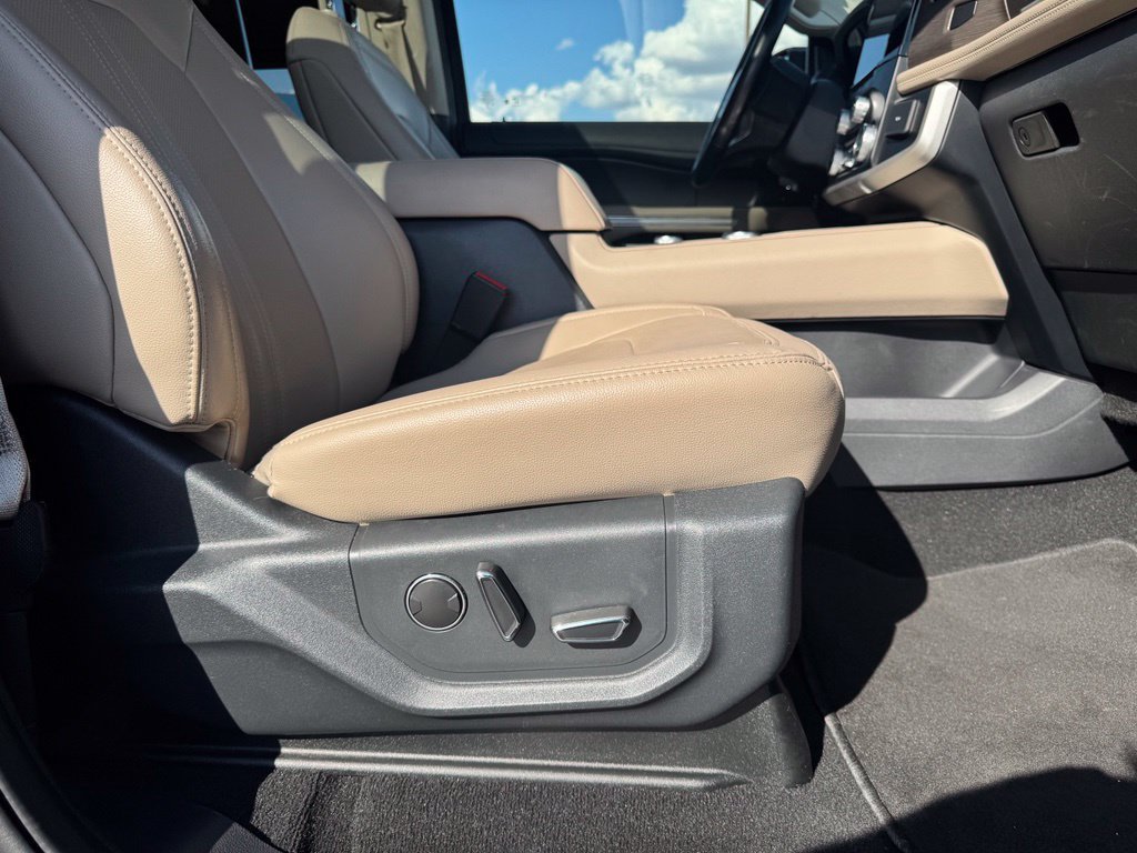 Certified 2024 Ford Expedition Limited AWD/4WD image 19