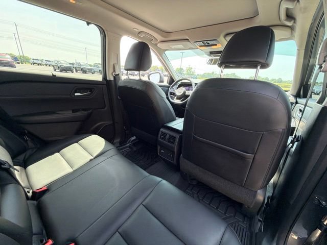 Used 2024 Nissan Rogue SL w/ SL Premium Package FWD image 20