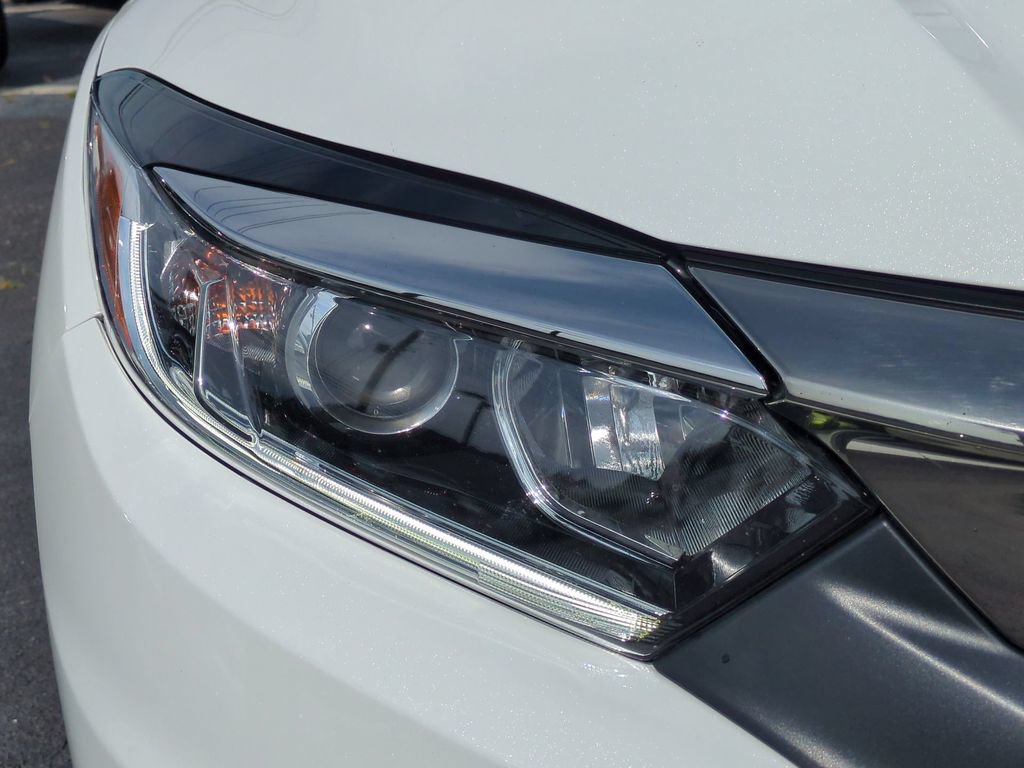 Used 2022 Honda HR-V EX image 11