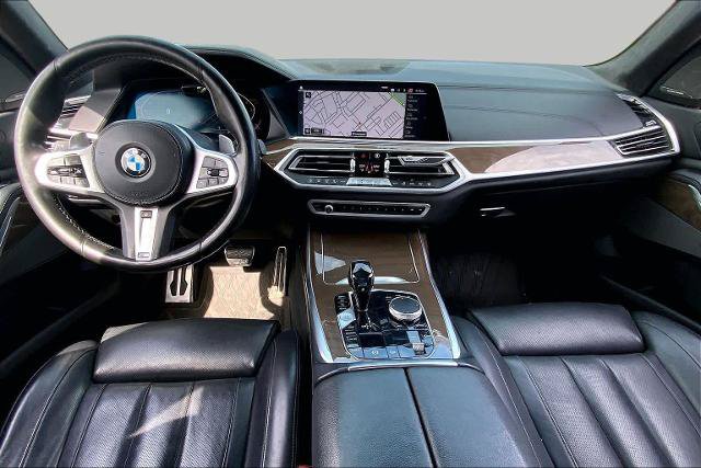 Used 2020 BMW X7 xDrive40i w/ M Sport Package AWD/4WD image 16