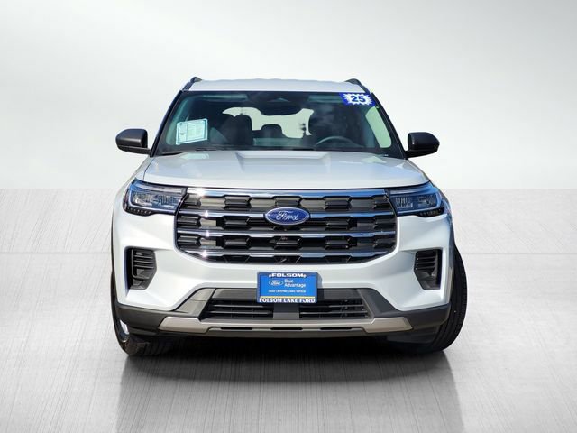 Certified 2025 Ford Explorer Active image 5