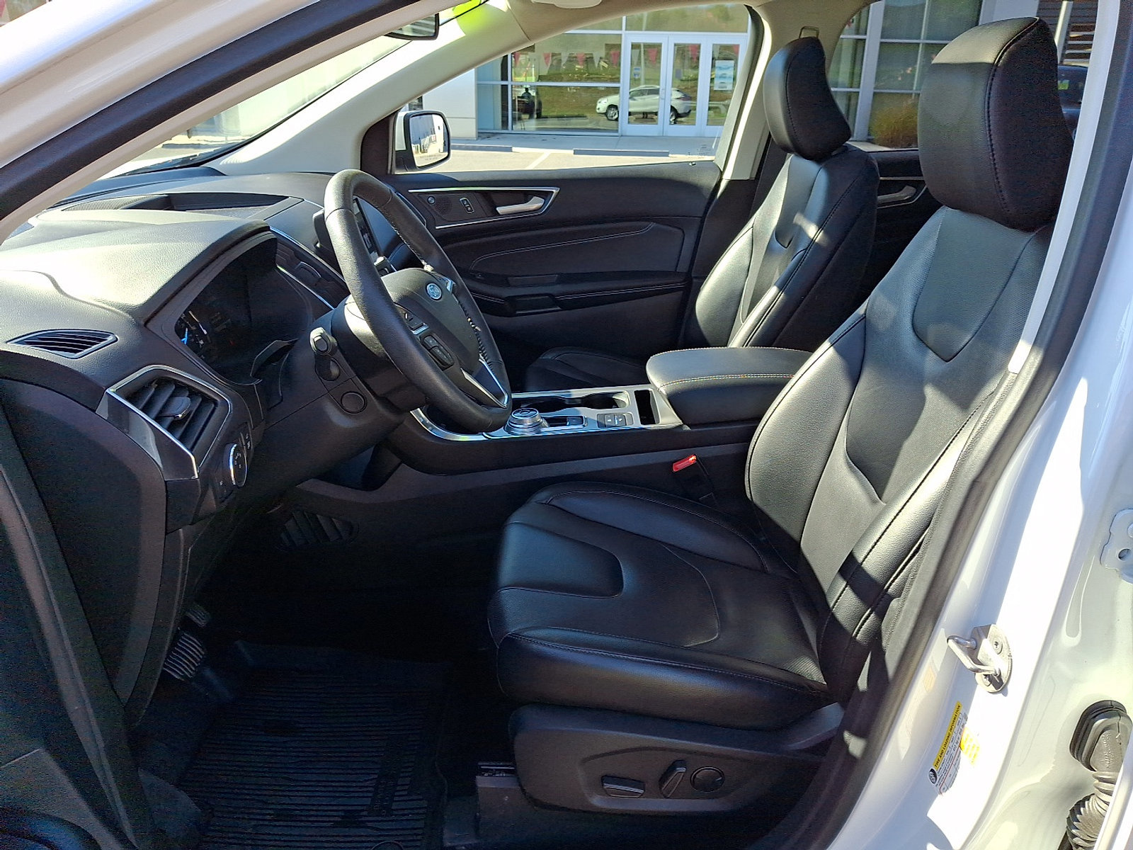 Certified 2022 Ford Edge Titanium w/ Equipment Group 301A image 13