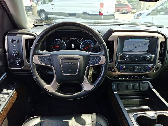 Used 2018 GMC Sierra 1500 Denali w/ Denali Ultimate Package AWD/4WD image 12