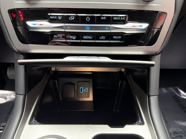 Certified 2022 Ford Explorer XLT image 19